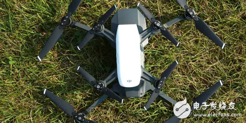 Dajiang's smallest model drone, Spark gesture control is cool to burst