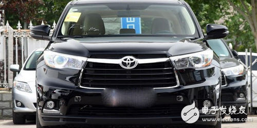 Toyota Highlander's most heart-warming Japanese SUV, the old model of domestic sales, the new model simply doubles when the imported car doubles!