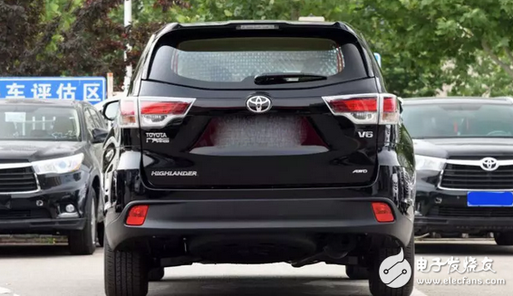 Toyota Highlander's most heart-warming Japanese SUV, the old model of domestic sales, the new model simply doubles when the imported car doubles!