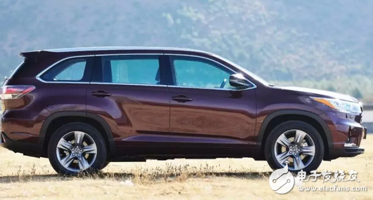 Toyota Highlander's most heart-warming Japanese SUV, the old model of domestic sales, the new model simply doubles when the imported car doubles!