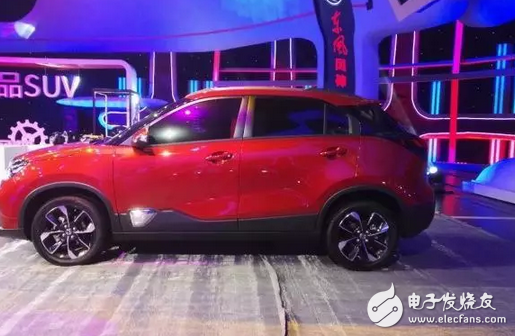 Real shot Dongfeng Fengshen AX4, the smallest model of the small SUV was born