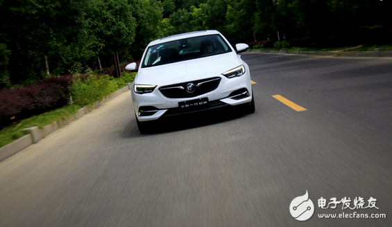 Buick Regal adopts the Opel platform of the universal global platform, and it has strength and strength! This car really wants to let Magotan cry