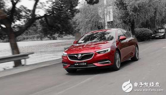 Buick Regal adopts the Opel platform of the universal global platform, and it has strength and strength! This car really wants to let Magotan cry