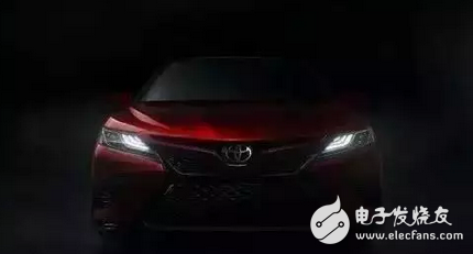 On July 10th, the eighth generation Camry officially unveiled, 2.5L natural intake and 2.5L oil and electricity hybrid power!