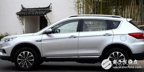 Look at the taillights and think that Lincoln has a new SUV. The MX5 standard is equipped with 1.4T and sells 100,000 yuan.