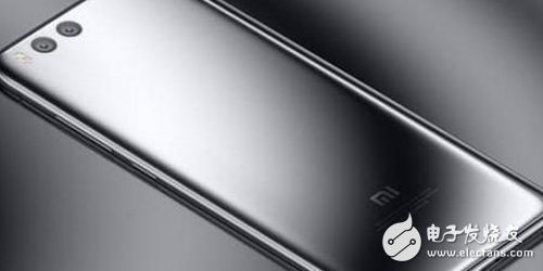 Xiaomi 6 bright silver version: another good rate of ultra-low volume of only 100 mobile phones, Lei Jun but also insisted on producing it