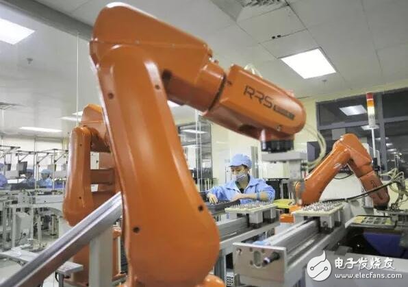 Foxconn's pursuit of robots is the appearance.