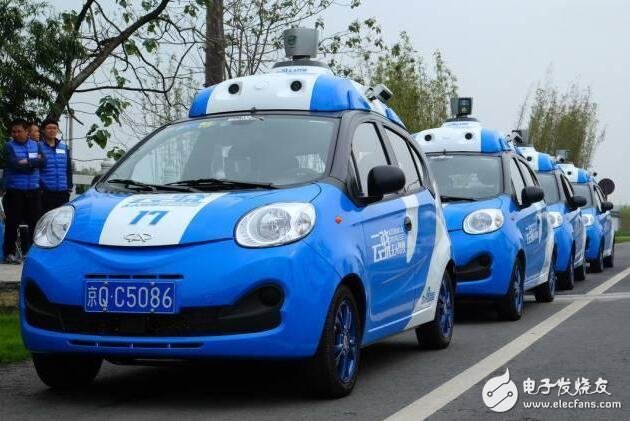 Driving test students fly over the examination room! Fly the general speed, the wind like a woman! Unmanned or will become a new air outlet