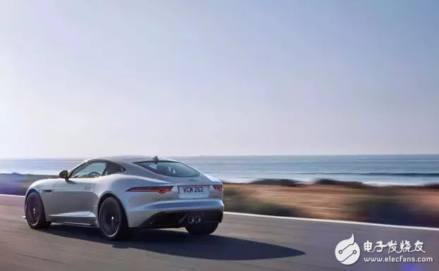 Jaguar's new Ftype strikes, performance against the sky, killing Porsche 911!