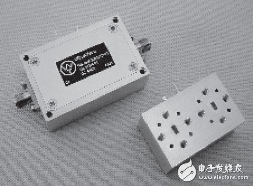 What is the type and structure of the RF amplifier _ RF amplifier