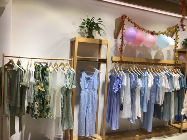 å–œè®¯ï¼æ­å–œé‡‘è¶èŒœå¦®é¾™å½’æ–°åº—ç››å¤§å¼€ä¸š