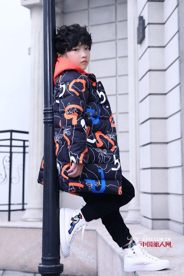 ç”·ç«¥è¿åŠ¨è£¤é…æ£‰æœå¥½çœ‹å— é»‘è‰²è¿åŠ¨è£¤ä»€ä¹ˆé¢œè‰²è¡£æœ