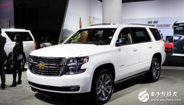 Chevrolet SUVTahoe, the friend of the Porsche Cayenne is envious