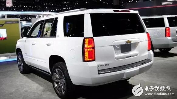 Chevrolet SUVTahoe, the friend of the Porsche Cayenne is envious