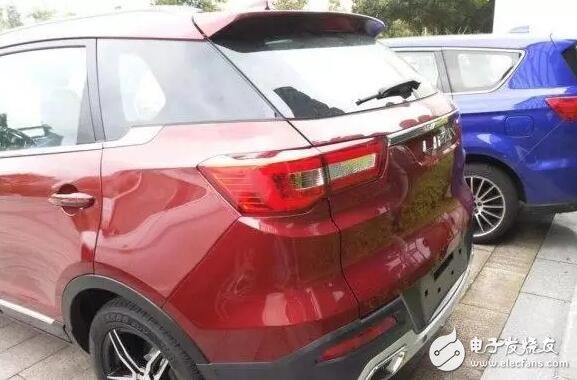 Lifan new SUV spy photos, the car codenamed "CY02C" family-style design, listed in the second half