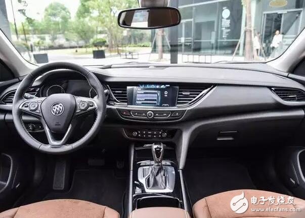 How about the new generation of Buick Regal? Regal coupe style, symmetrical design, atmospheric and calm, 170,000 ready to place an order