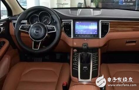 How about Zotye S9? The appearance is very domineering, the interior is also very fashionable, the price is only about 100,000