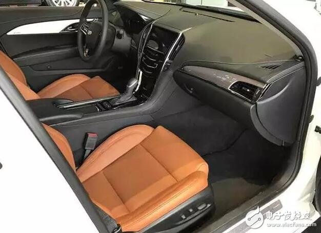 How about Cadillac atsl? The luxurious interior has a handsome appearance, and the headlights look like a cheetah for only 240,000!