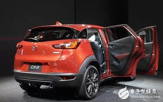 The Mazda CX3 is a young and sporty design. The interior design of the car is simple, stylish and full of texture. The price is only 120,000 yuan.