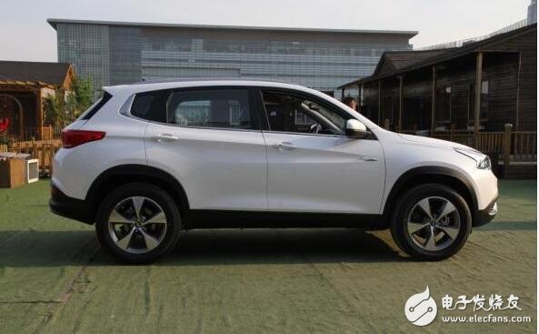 Chery Tiggo 7 latest news: Chery Tiggo 7SPORT version officially listed, equipped with the best domestic engine, the official guide price is 10.99-15.09 million