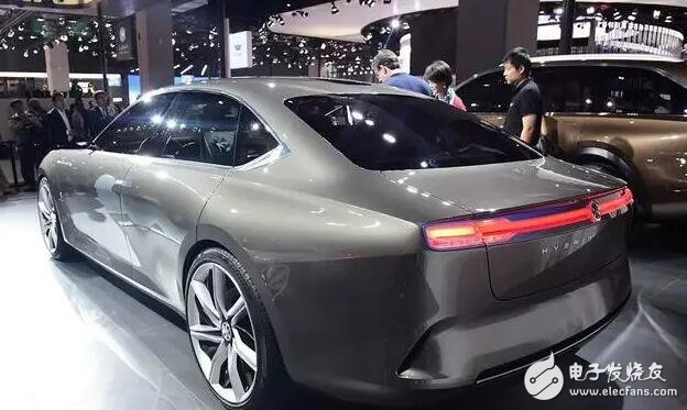 How about the right way H600? The overall design is full of international standards, quite a taste of super running, this car standard, Fang Tianhuai has wood! Lv special mount!