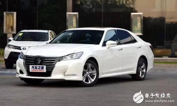 Which is better for the Red Flag H7 and the Toyota Crown? The sleeping dragon has already awakened, and the budget is about 250,000 yuan for the car, the red flag H7 and the Toyota Crown. Which one would you choose?