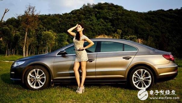 Volkswagen CC, Volkswagen's most beautiful coupe, luxury does not lose the joint venture car, the overall feeling is very handsome and stylish, the price is only 252,800 yuan to 342,800 yuan