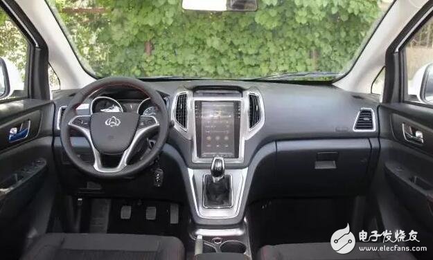 How about Changan Ruixing S50? Appearance of household style, high space utilization, sufficient power, complete system maturity, more intimate than Wuling Hongguang