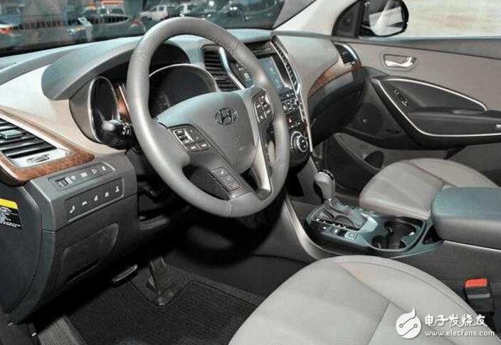 Hyundai Shengda design has a high sense of movement visually, and the interior technology is full of sensibility. The joint venture of the leather and leather is 7 large, and the price drops directly to 22.48-28.98 million.