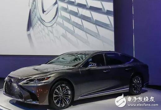 What do you think of the flagship car of Lexus s face and lining?