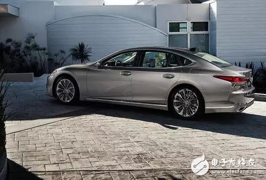 What do you think of the flagship car of Lexus s face and lining?