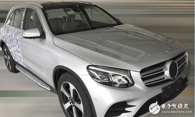 Mercedes-Benz GLC extended version follows the current design spy photos