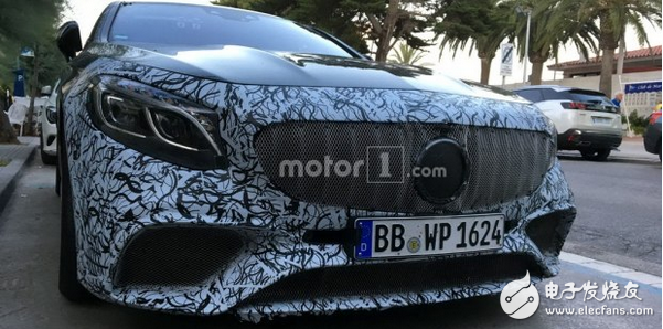 Test spy photos of Mercedes-Benz's new S-Class coupe model