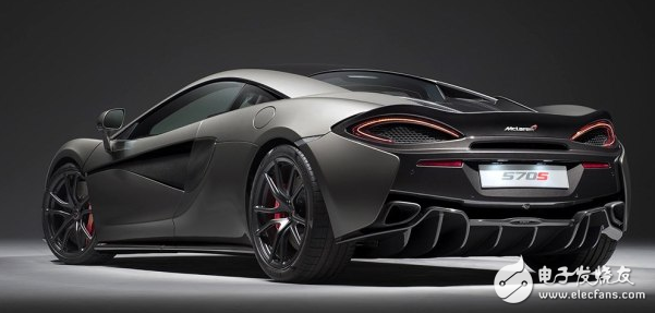 Such a serious car accident is only slightly hurt! Is the McLaren 570S super-run still so safe?