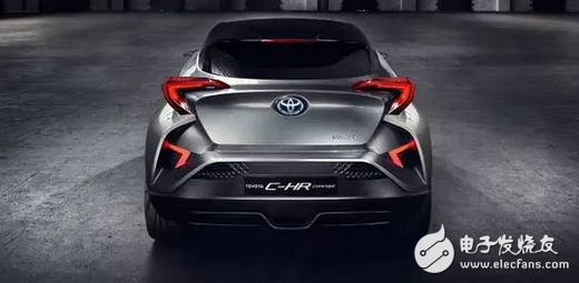 2017 Toyota CHR is about to strike, with a full-time four-wheel drive, cost-effective! Pre-sale price of 100,000