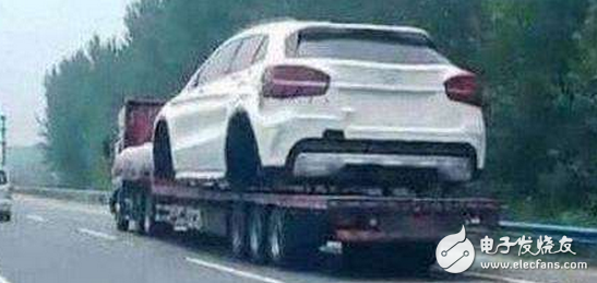 Mercedes-Benz's largest SUV: Mercedes-Benz GLA - up to two floors, this is the "Optimus Prime" in the automotive industry!
