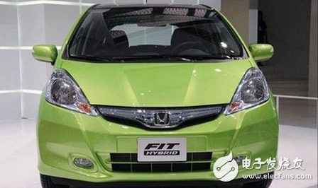 Honda Fit Hybrid Edition offer and comprehensive configuration parameters, pictures
