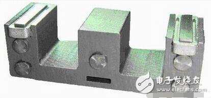 Electromagnetic structure and actuator of low-voltage electrical appliances, principle of electromagnetic low-voltage electrical appliances