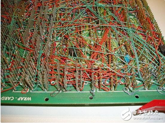 A key component in the electronics industry is called printed circuit board (PCB). This is a too basic component that makes it difficult for many people to explain what a PCB is. This article will explain in detail the structure of the PCB and some terms commonly used in the field of PCB.