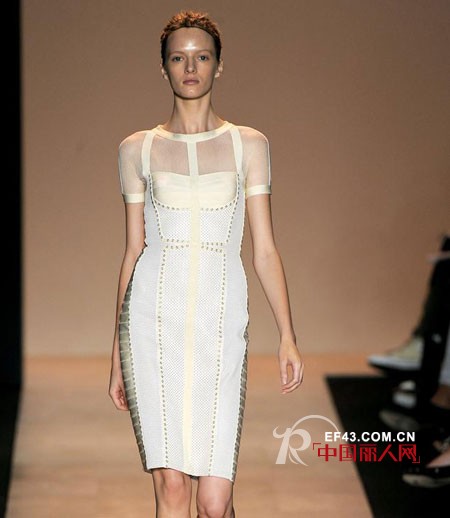 Herve Leger 2011æ˜¥å¤å¥³è£…æ–° é›•åˆ»å‡ºå¥³æ€§æ¸©æŸ”è€Œå¯Œæœ‰çº¿æ¡æ„Ÿ