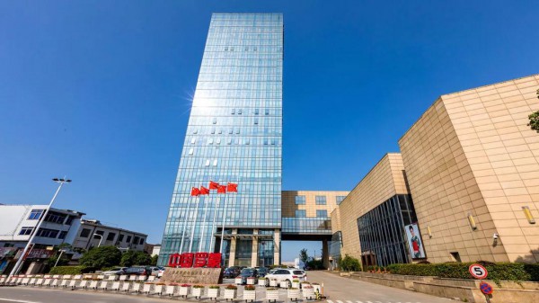 ç½—è’™æ–°é›¶å”®è¾½å®é”¦å·žå¤ªå’ŒåŒºä¸‡è¾¾å¹¿åœºåº—ç››å¤§å¼€ä¸š