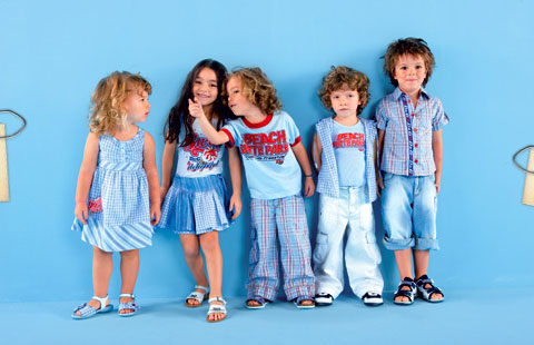 The current situation and development trend of children's clothing industry