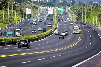 Hangjinyu Expressway will build 8 lanes