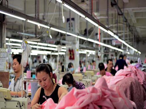 Garment factory also plays sharing economy
