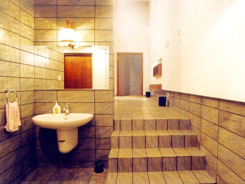 International bathroom market will welcome "warm spring"