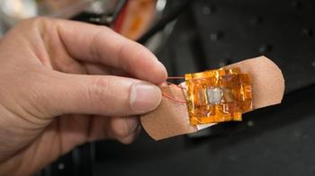 Wearable sensor monitors the heart