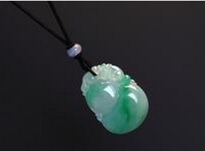 Merchants pick up market prices for jade or jump