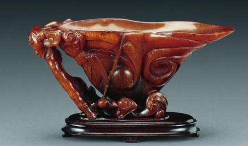 How to collect and maintain wood carving crafts
