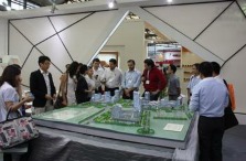 Asian Footwear Association: Zhang Huarong visited Jinjiang