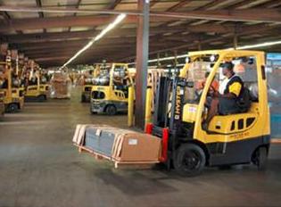 Hyster CNG internal combustion forklifts come out